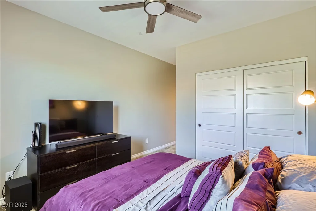 25 Barbara, Las Vegas, NV 89183