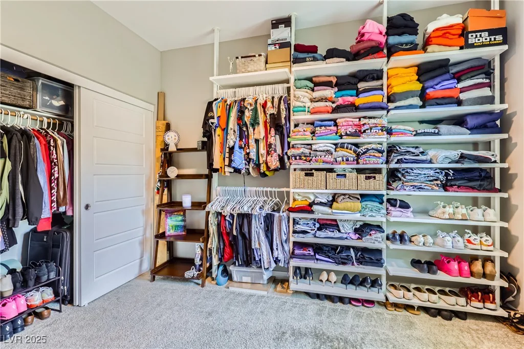 25 Barbara, Las Vegas, NV 89183