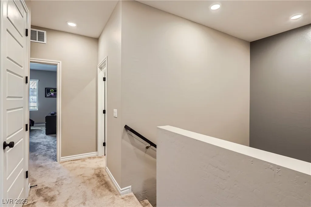 25 Barbara, Las Vegas, NV 89183