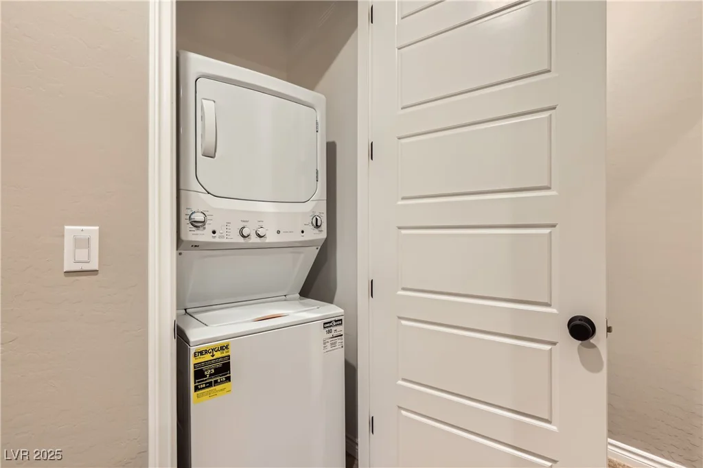 25 Barbara, Las Vegas, NV 89183