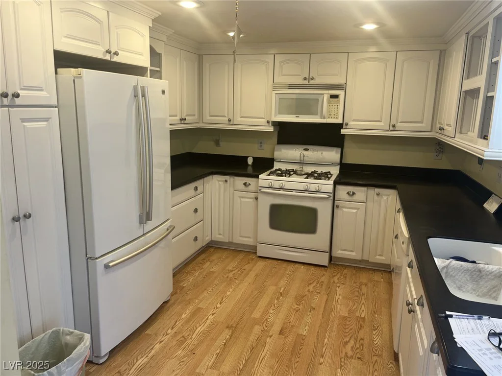 3876 Maryland, Las Vegas, NV 89121