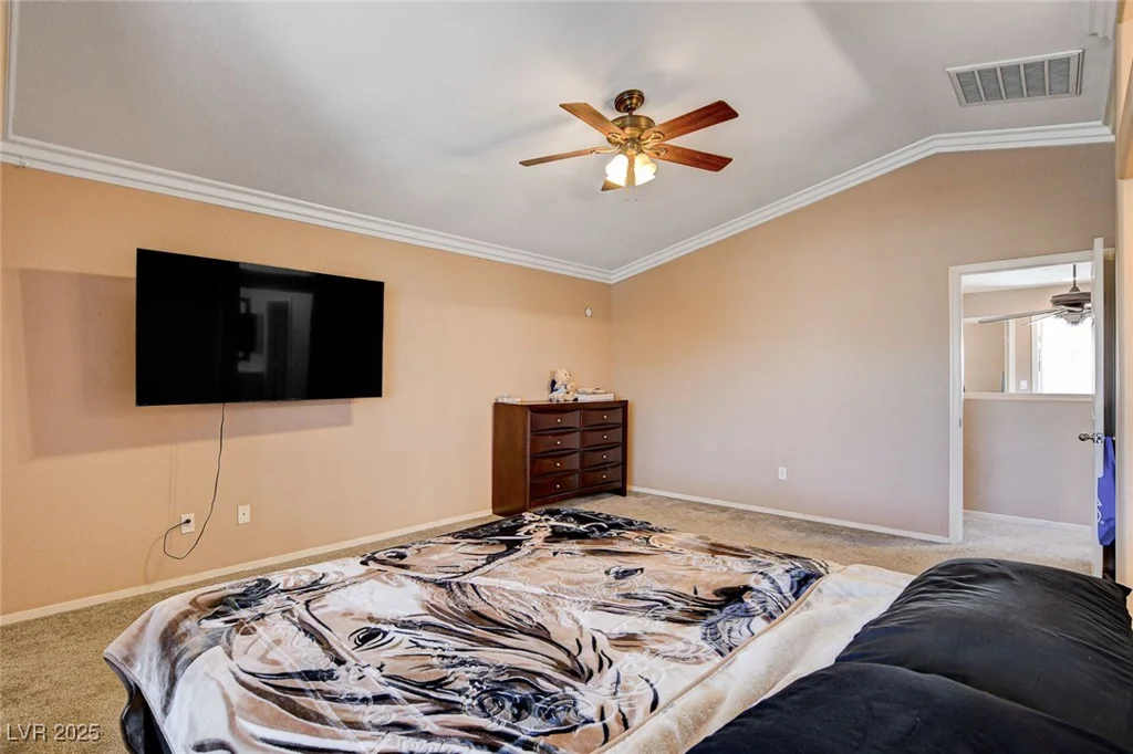 5524 Overlook Valley, North Las Vegas, NV 89081