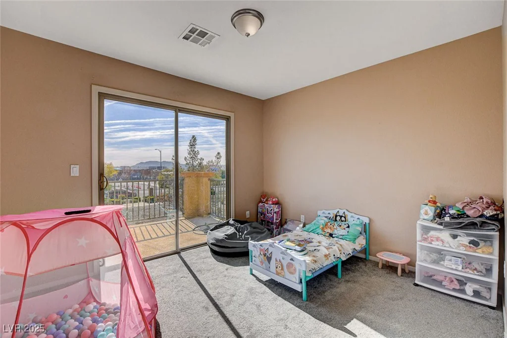 5524 Overlook Valley, North Las Vegas, NV 89081