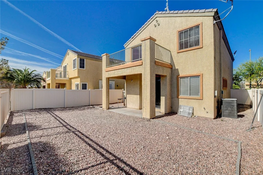 5524 Overlook Valley, North Las Vegas, NV 89081
