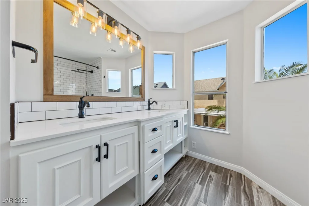 6604 Lombard, Las Vegas, NV 89108