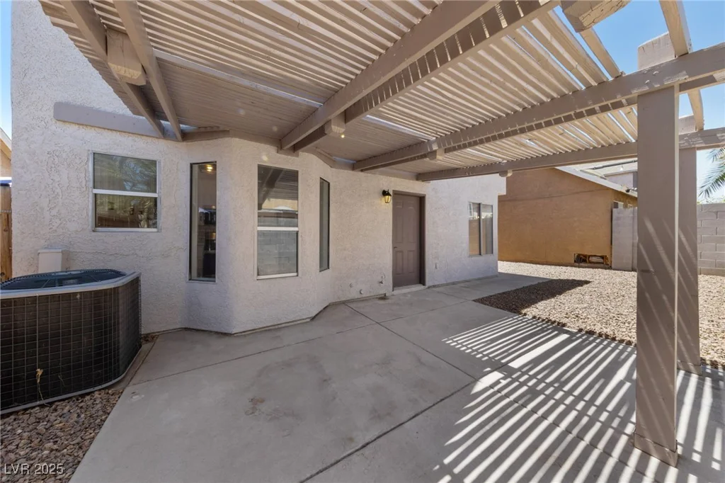6604 Lombard, Las Vegas, NV 89108