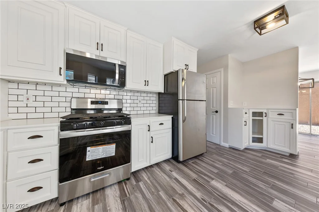 6604 Lombard, Las Vegas, NV 89108