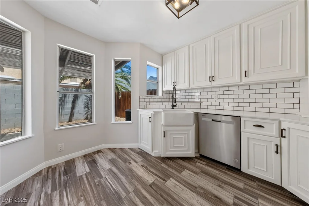 6604 Lombard, Las Vegas, NV 89108