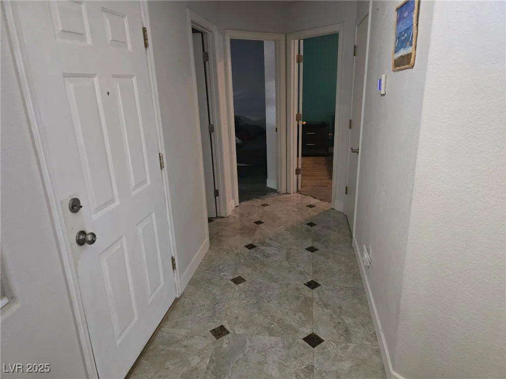 620 Stonehurst, North Las Vegas, NV 89031