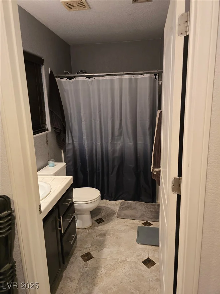 620 Stonehurst, North Las Vegas, NV 89031