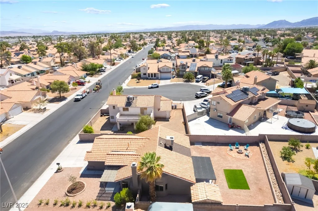 1275 White, Las Vegas, NV 89119