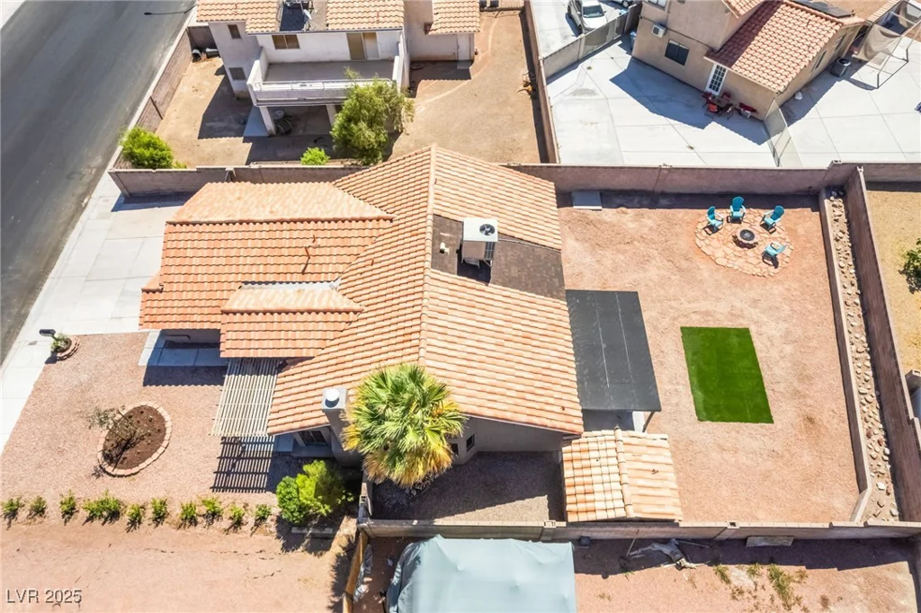 1275 White, Las Vegas, NV 89119