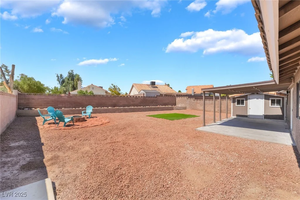 1275 White, Las Vegas, NV 89119