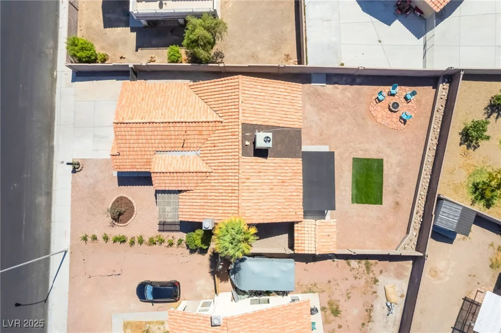 1275 White, Las Vegas, NV 89119