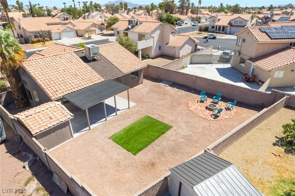 1275 White, Las Vegas, NV 89119