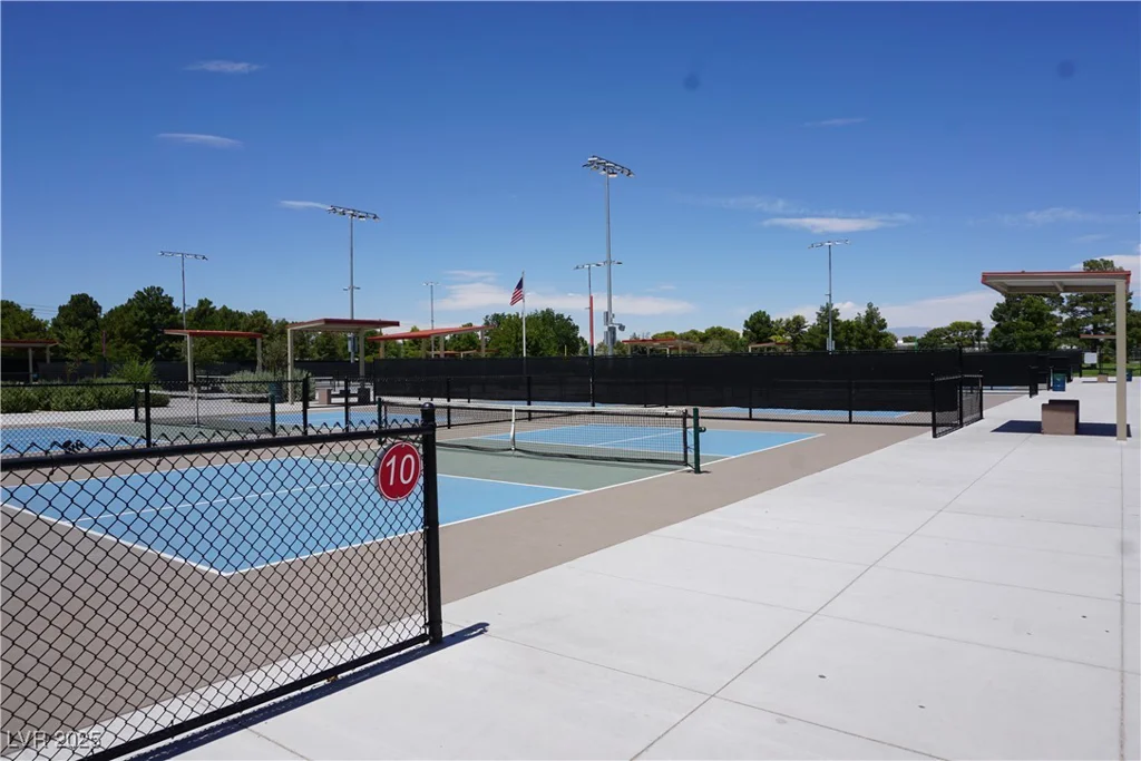 1275 White, Las Vegas, NV 89119