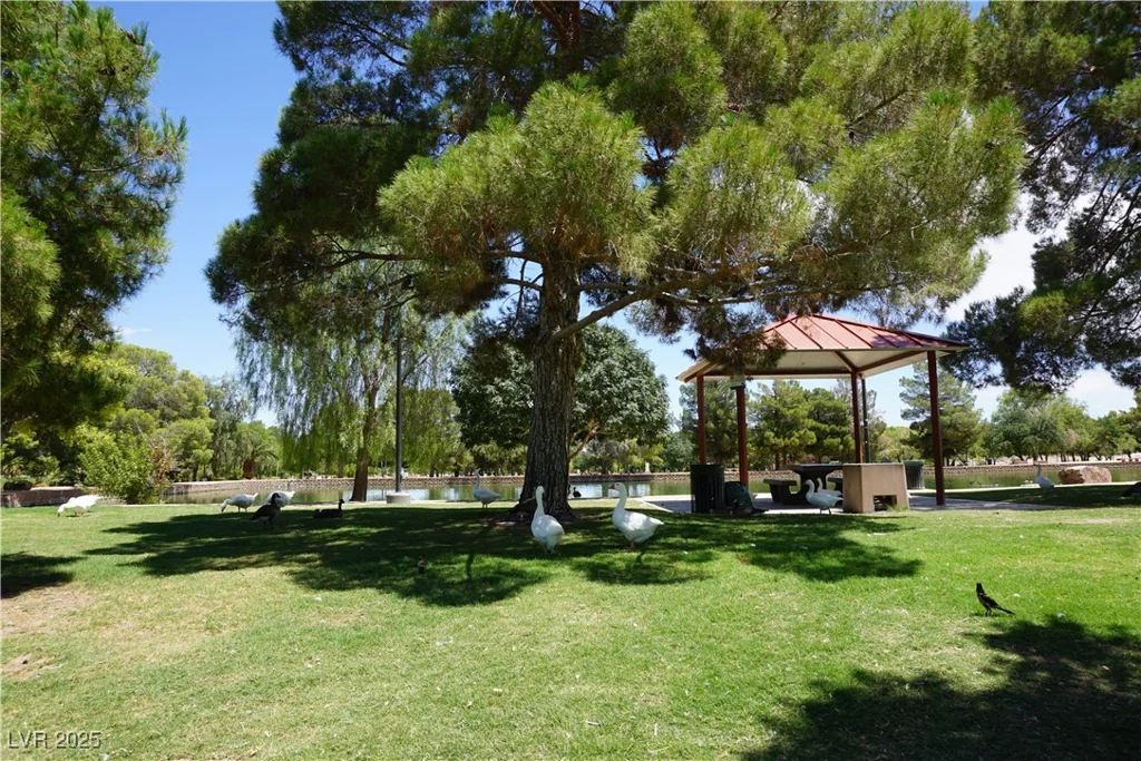 1275 White, Las Vegas, NV 89119