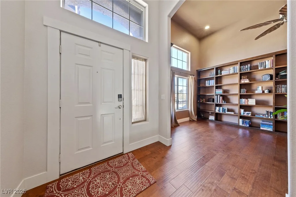 8705 Vivid Violet, Las Vegas, NV 89143
