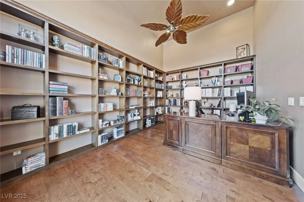 8705 Vivid Violet, Las Vegas, NV 89143