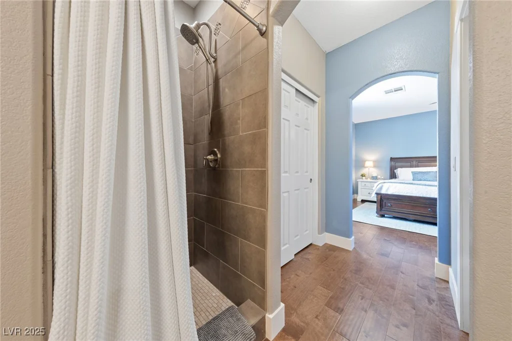 8705 Vivid Violet, Las Vegas, NV 89143