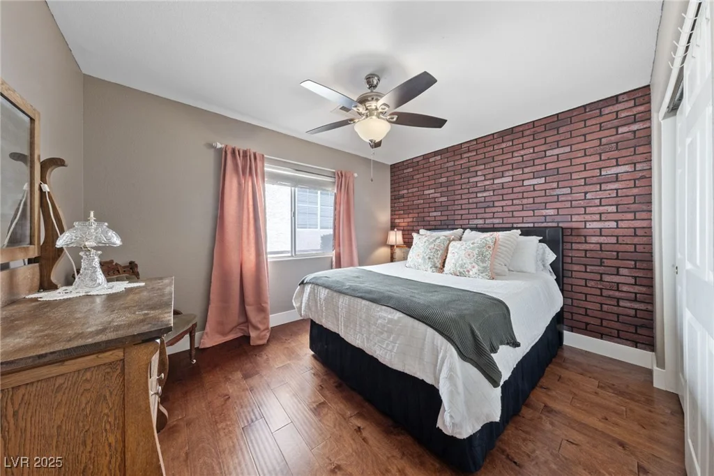 8705 Vivid Violet, Las Vegas, NV 89143