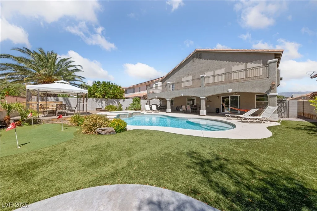 8705 Vivid Violet, Las Vegas, NV 89143