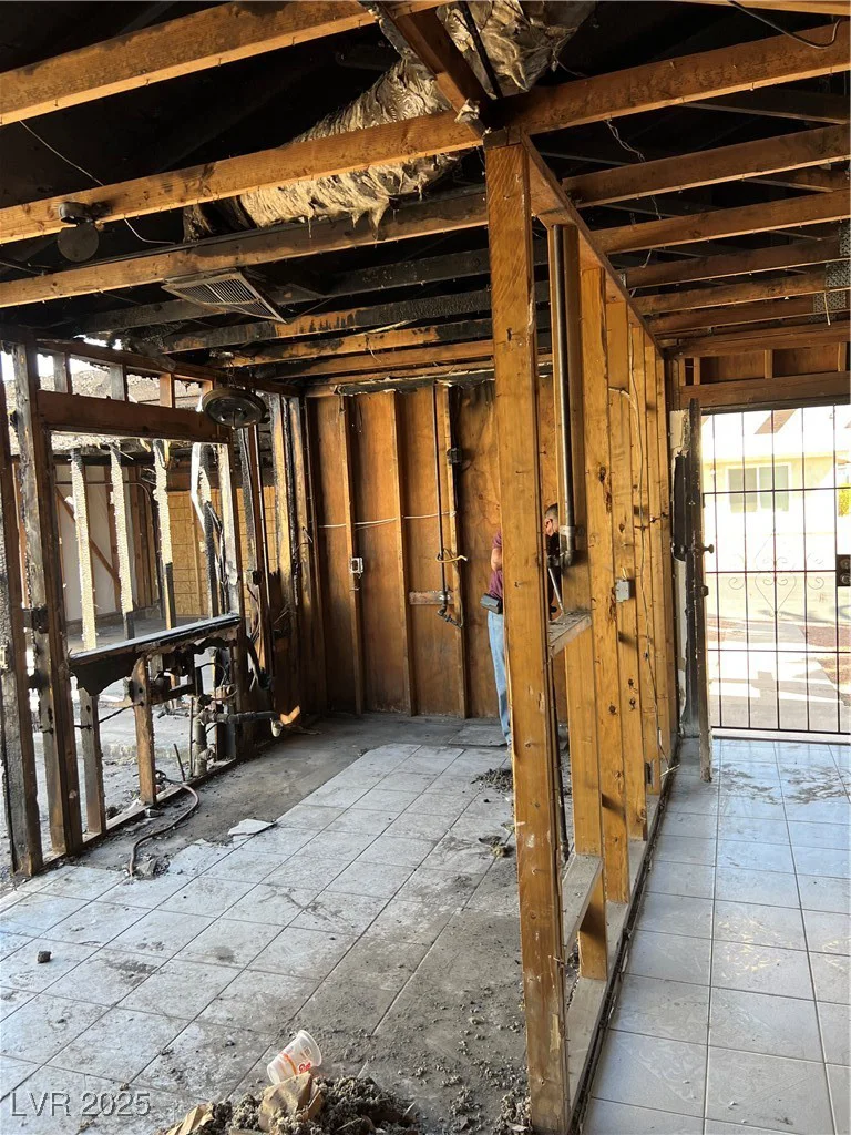 5951 Via Capri, Las Vegas, NV 89122