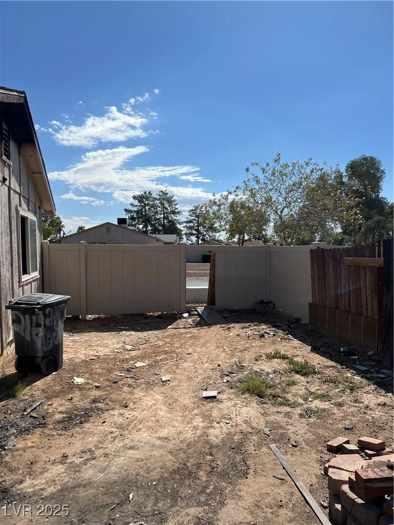 5951 Via Capri, Las Vegas, NV 89122