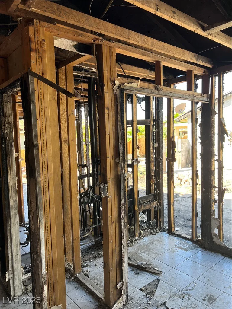 5951 Via Capri, Las Vegas, NV 89122
