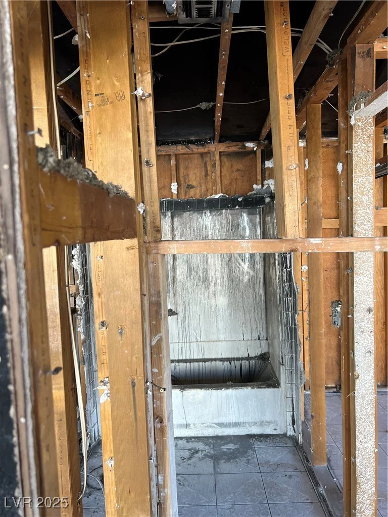 5951 Via Capri, Las Vegas, NV 89122