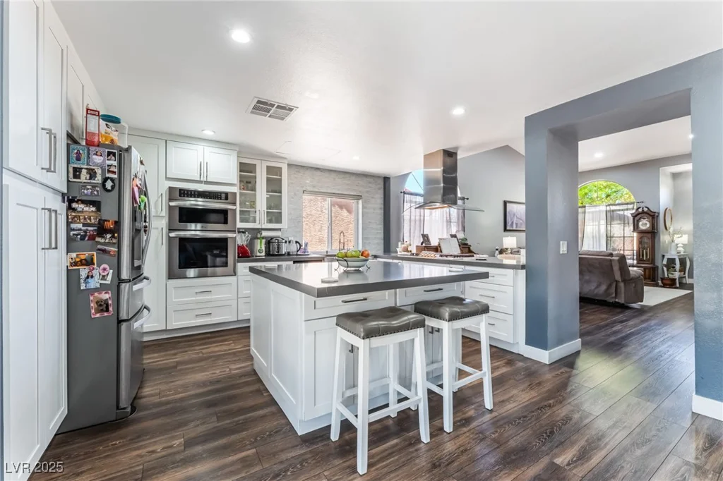 6311 American Beauty, Las Vegas, NV 89142