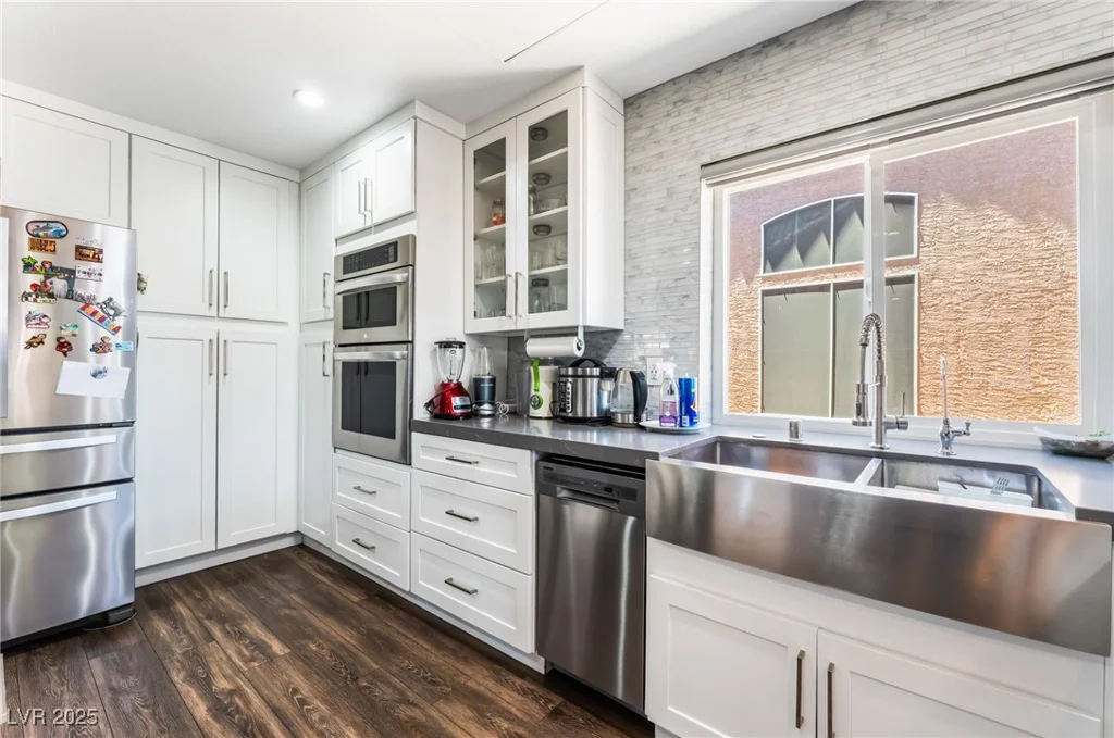 6311 American Beauty, Las Vegas, NV 89142
