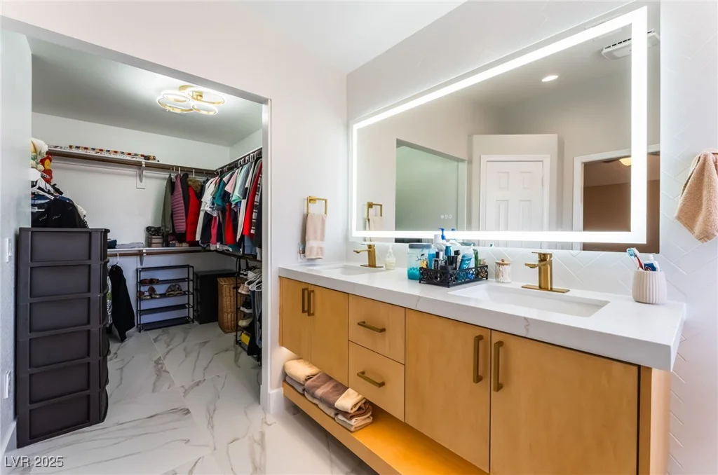 6311 American Beauty, Las Vegas, NV 89142