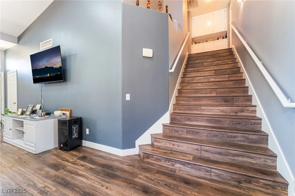6311 American Beauty, Las Vegas, NV 89142