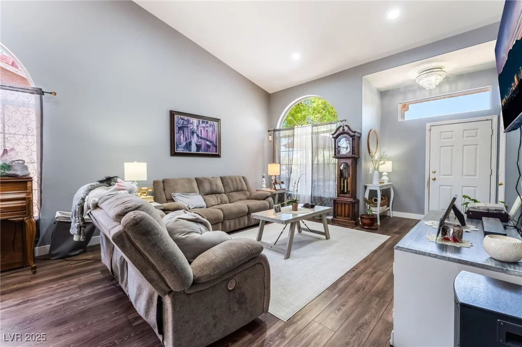 6311 American Beauty, Las Vegas, NV 89142