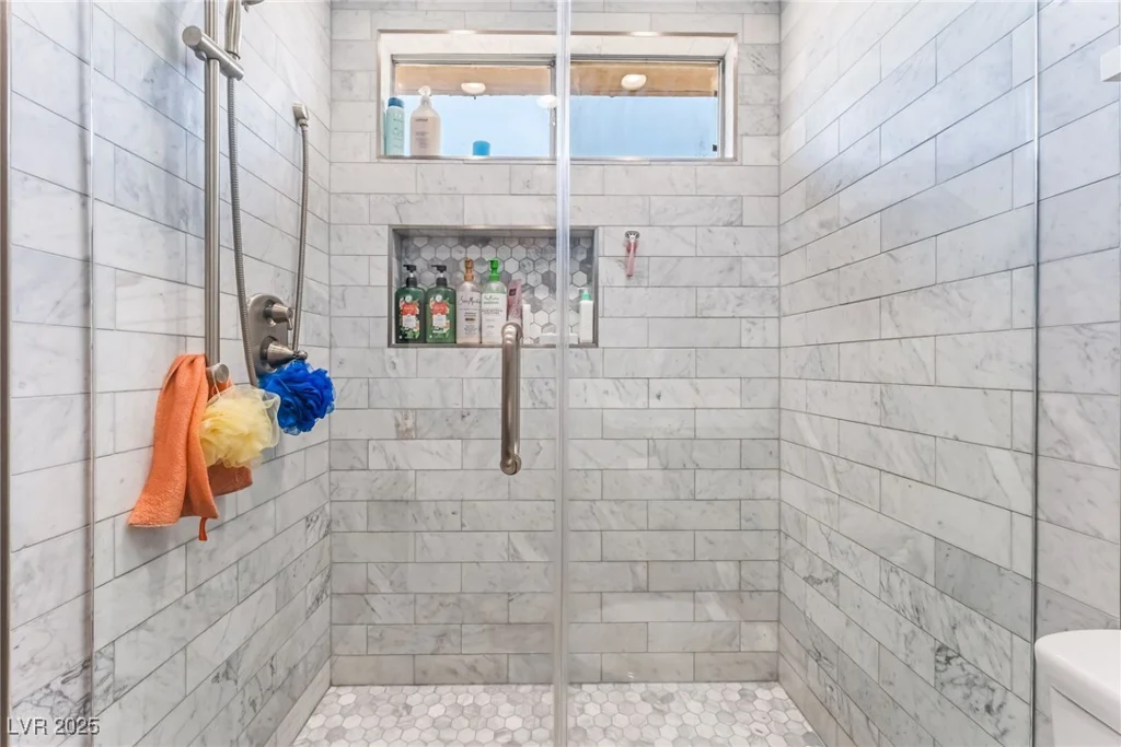 6311 American Beauty, Las Vegas, NV 89142