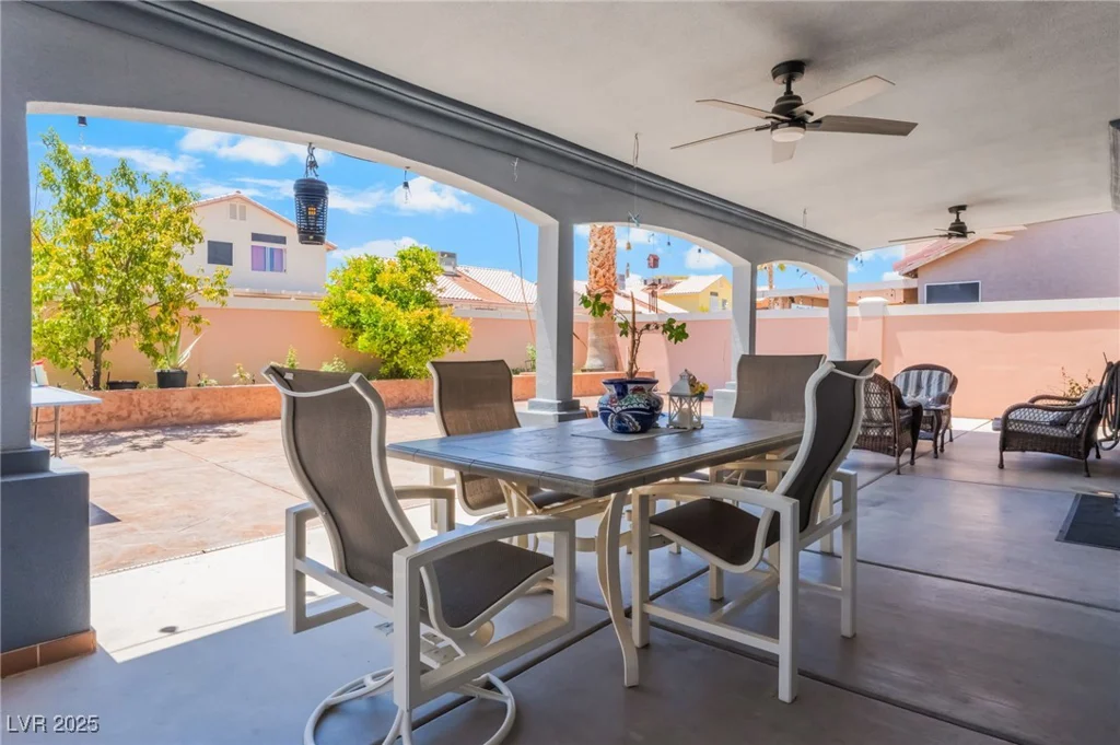 6311 American Beauty, Las Vegas, NV 89142