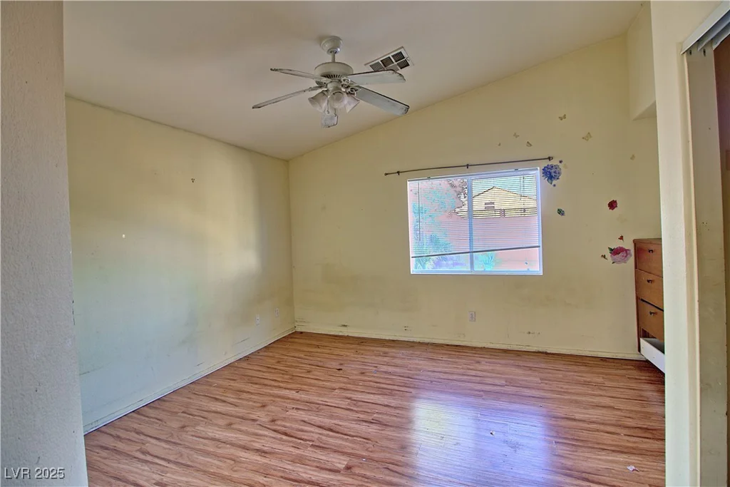 6670 Cinnabar Coast, North Las Vegas, NV 89084