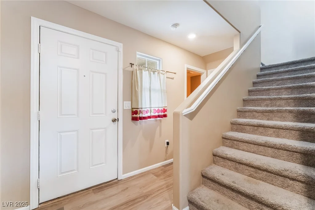 3855 Park Field, Las Vegas, NV 89120