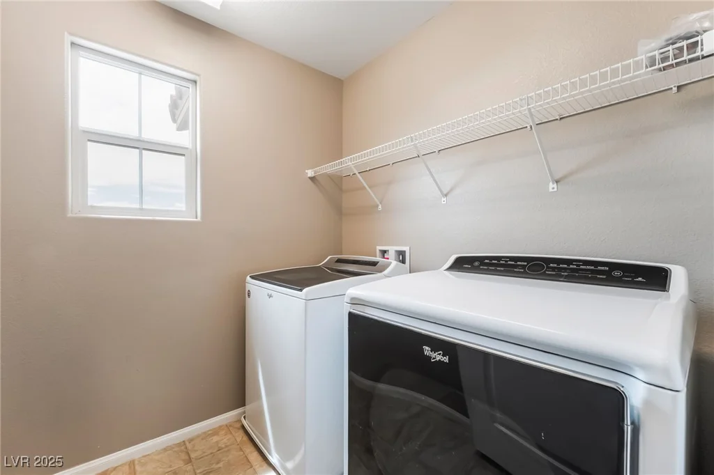 3855 Park Field, Las Vegas, NV 89120