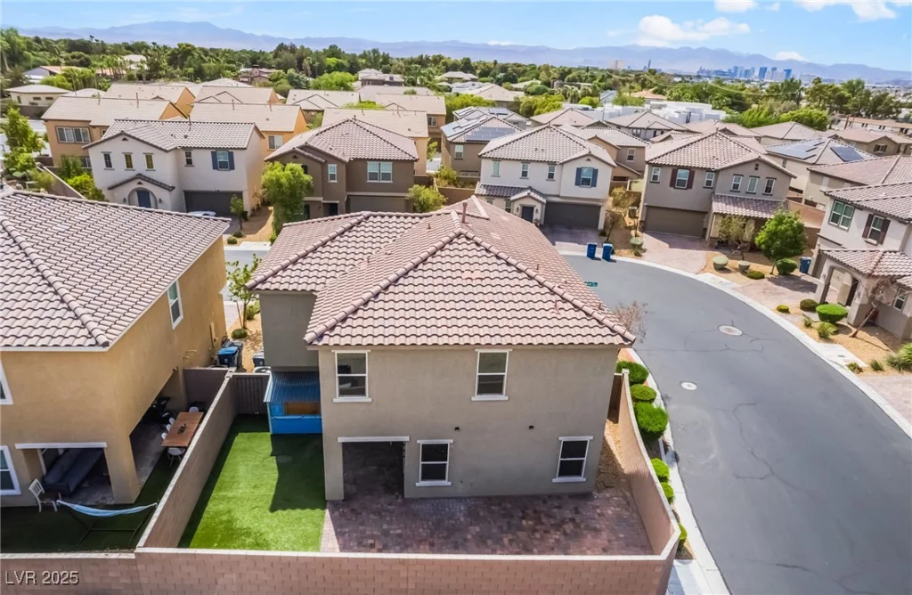 3855 Park Field, Las Vegas, NV 89120