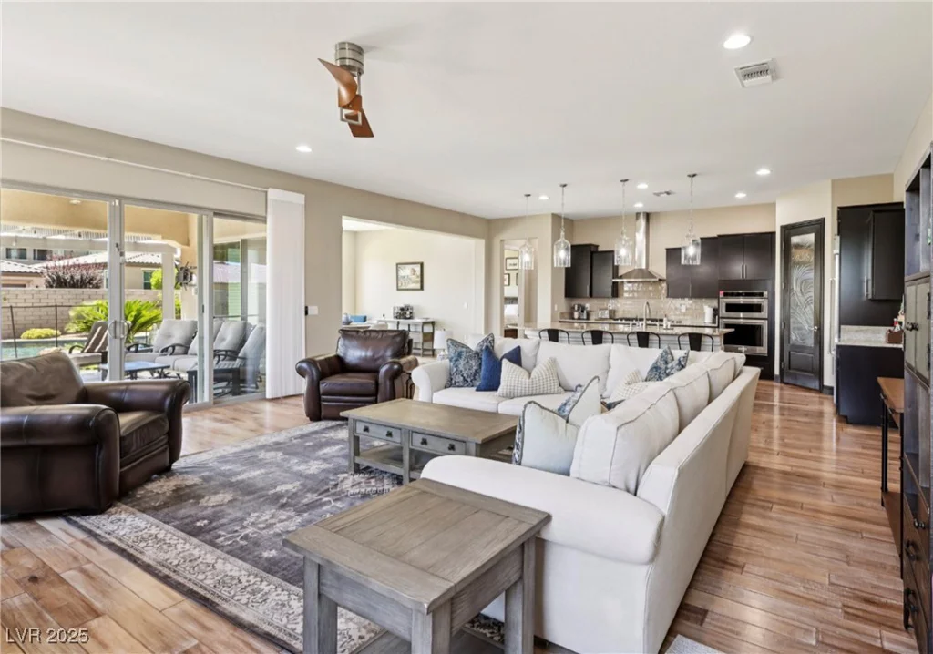 11815 Spadari, Las Vegas, NV 89138