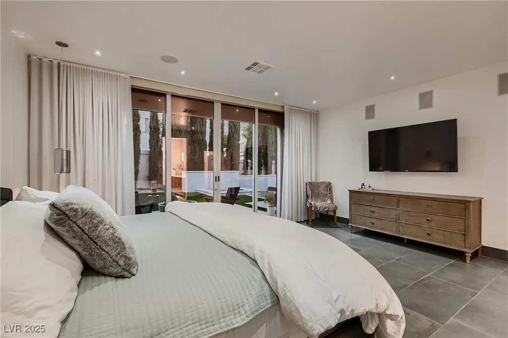 7920 Castellon, Las Vegas, NV 89128