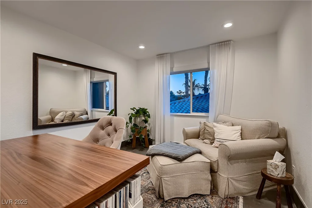 7920 Castellon, Las Vegas, NV 89128