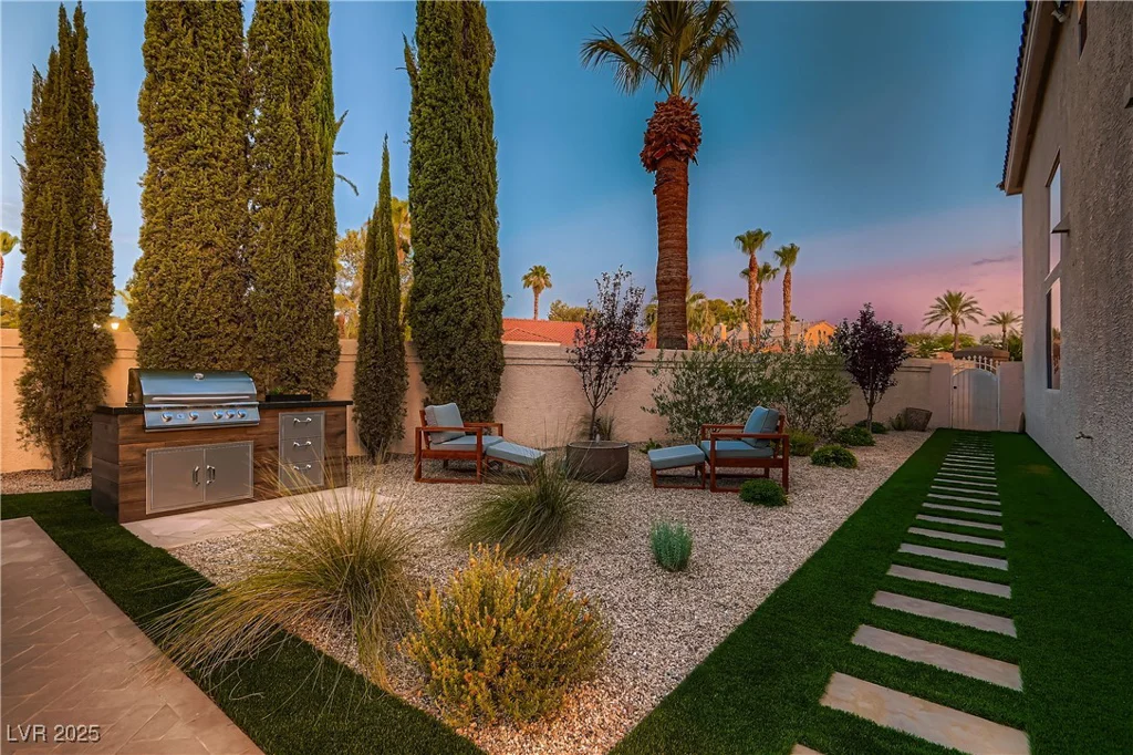 7920 Castellon, Las Vegas, NV 89128