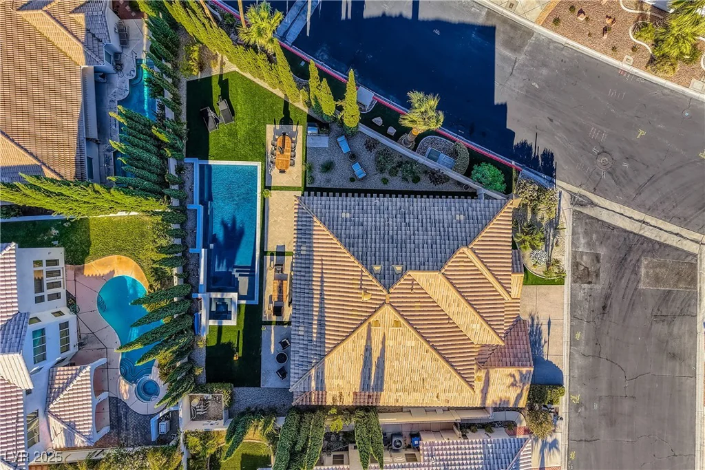 7920 Castellon, Las Vegas, NV 89128