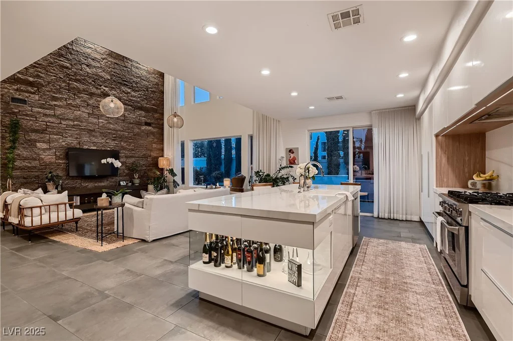 7920 Castellon, Las Vegas, NV 89128