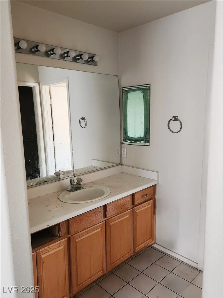 2670 Early Vista, Las Vegas, NV 89142