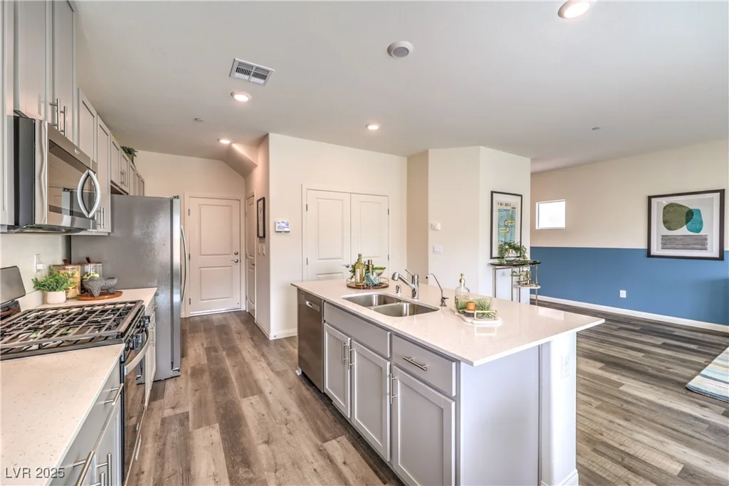 1127 Northern Cardinal, Henderson, NV 89011
