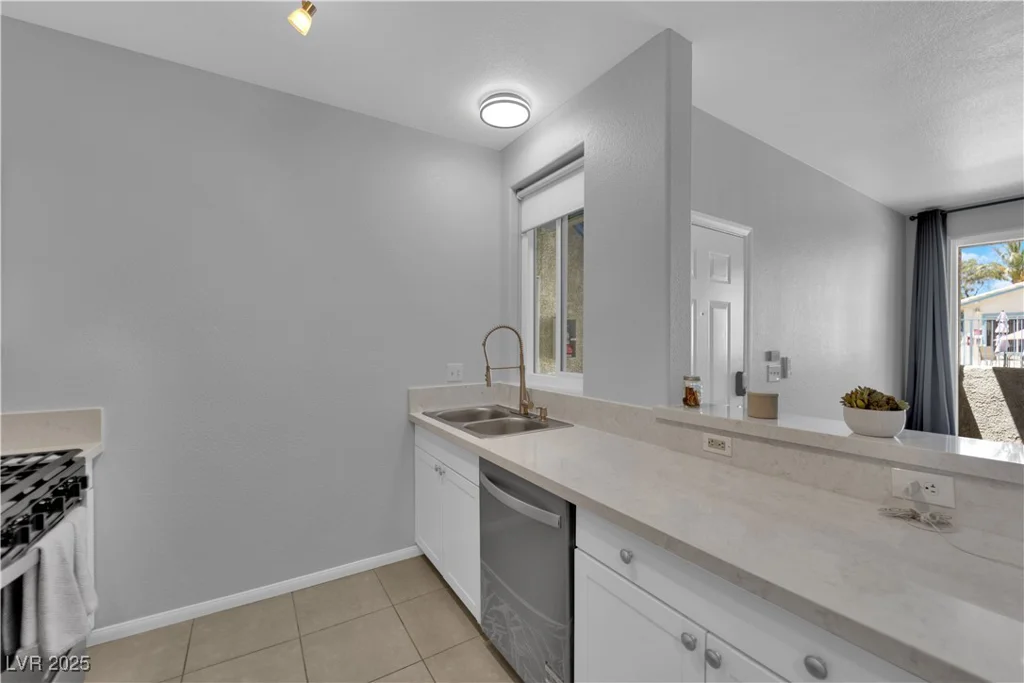 4960 Harrison, Las Vegas, NV 89120